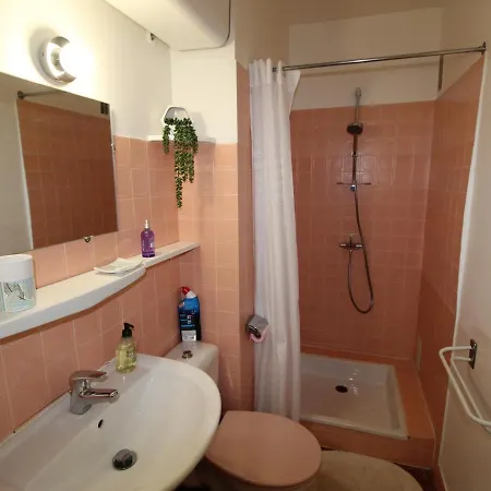 Agreable Avec Terrasse A 300m De La A - Fr-1-309-360 公寓 科利尤尔