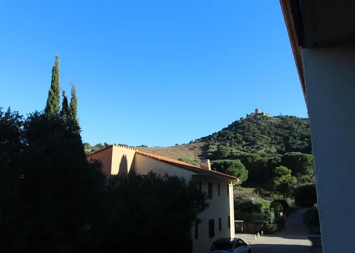 Appartement Avec Terrasse à 300m De La à - Fr-1-309-360