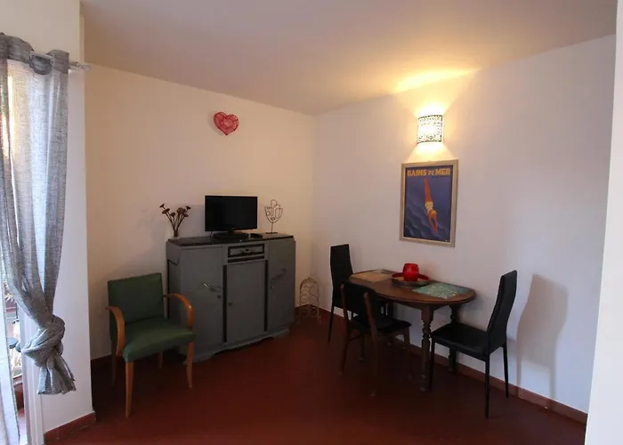 Agreable Avec Terrasse A 300m De La A - Fr-1-309-360 公寓